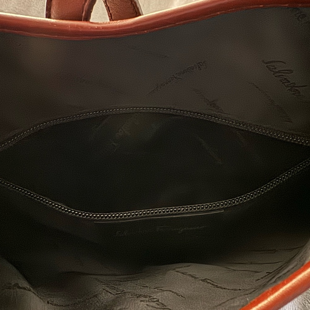 Salvatore Ferragamo Brown Leather Hobo Bag EUC Has COA - Picture 5 of 11